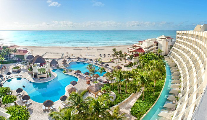 grand-park-royal-cancun.webp